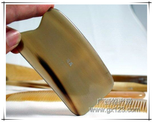 宾阳特产观真牛角梳3.jpg