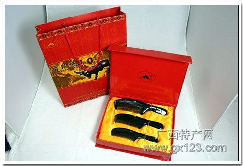 宾阳特产观真牛角梳7.jpg